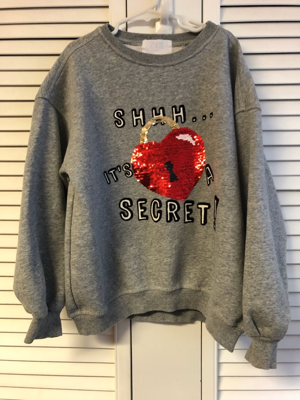 Zara size 10 Gray Sweatshirt with Red Sequin Heart Lock Graphic